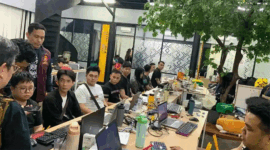 Bareskrim Polri mengungkap praktik perjudian online jaringan internasional di wilayah Jakarta Barat dan mengamankan total 321 WNA dari berbagai negara saat tengah menjalankan aktivitas perjudian online, Minggu (10/5). 
