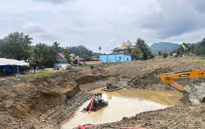 Lokasi penambangan emas tanoa izin (peti) di Kabupaten Merangin yang diungkap Polda jambi. ANTARA/HO/Humas Polda Jambi