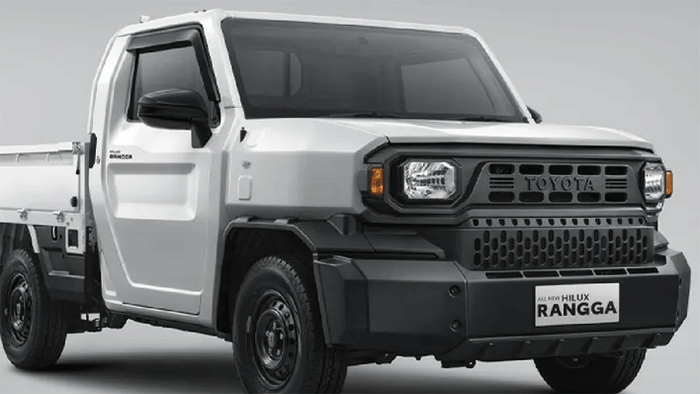 Toyota Hilux Rangga hadir dengan fleksibilitas karoseri dan mesin tangguh.