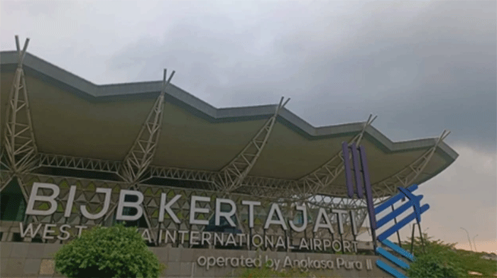 Suasana di Bandara Kertajati, Majalengka, Jumat (5/5/2023). Foto: Zamachsyari/kumparan