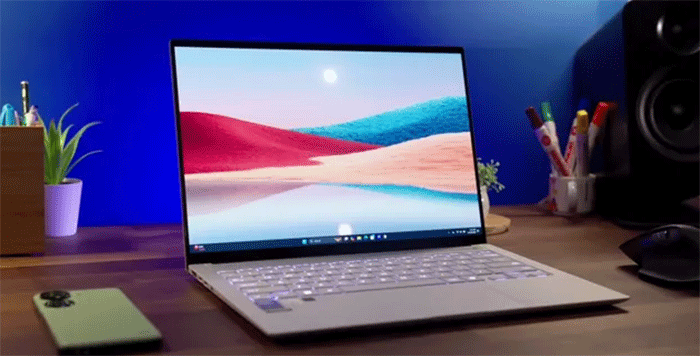 Laptop Asus Tipis 2026: Tampil Stylish dan Ringan (YouTube GadgetIn) /
