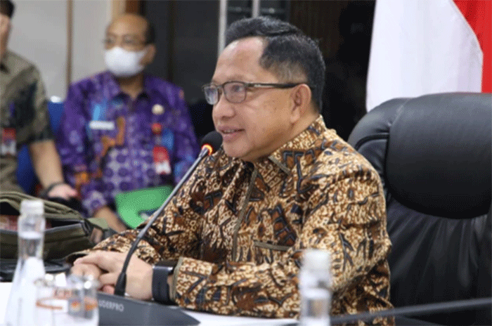 Mendagri Tito Karnavian minta Pemda di Sumatra segera realisasikan tambahan TKD Rp10,6 triliun untuk penanganan bencana, Kamis (21/5/2026). Foto: Dok. Kemendagri