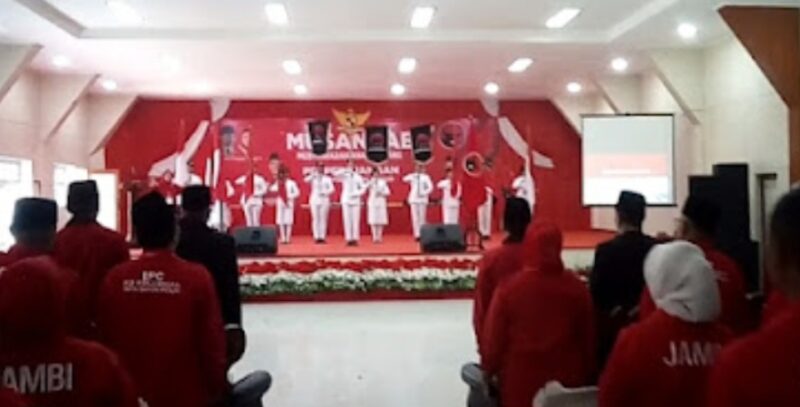 Muscab PDI Perjuangan Yang digelar DPC Kota Sungai Penuh, berjalan dengan sukses juga dihadiri ratusan kader Kader PDI P dari 8 PAC Dalam Wilayah Kota Sungai Penuh.