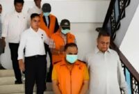 Polda Jambi melalui Direktorat Reserse Kriminal Khusus (Ditreskrimsus) resmi menetapkan mantan Kepala Dinas Pendidikan Provinsi Jambi, Adi Varial Putra, sebagai tersangka dalam kasus dugaan korupsi Dana Alokasi Khusus (DAK).

Penetapan tersangka dilakukan setelah penyidik mengantongi alat bukti yang cukup, hasil dari penyelidikan mendalam serta keterangan sejumlah saksi. Diperkiranakan kerugian negara Rp 21.8 miliar.