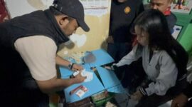 Tim Opsnal Satnarkoba Polres Kerinci mengamankan seorang remaja perempuan berinisial LH (19) yang diduga terlibat dalam jaringan peredaran sabu di wilayah Kerinci dan Sungai Penuh. Transaksi Sabu sistem COD.
