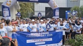 Kebebasan pers sejatinya adalah hak asasi. Karena itu, kita bersama-sama, baik pemerintah maupun masyarakat, harus terus mendorong ekosistem pers yang bebas, independen, dan sehat. Dewan Pers menggelar kegiatan fun walk bersama insan media dan Menteri Hak Asasi Manusia serta masyarakat dalam rangka memperingati World Press Freedom Day 2026 di Jakarta, Minggu (10/5). 
