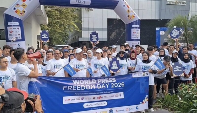 Kebebasan pers sejatinya adalah hak asasi. Karena itu, kita bersama-sama, baik pemerintah maupun masyarakat, harus terus mendorong ekosistem pers yang bebas, independen, dan sehat. Dewan Pers menggelar kegiatan fun walk bersama insan media dan Menteri Hak Asasi Manusia serta masyarakat dalam rangka memperingati World Press Freedom Day 2026 di Jakarta, Minggu (10/5). 