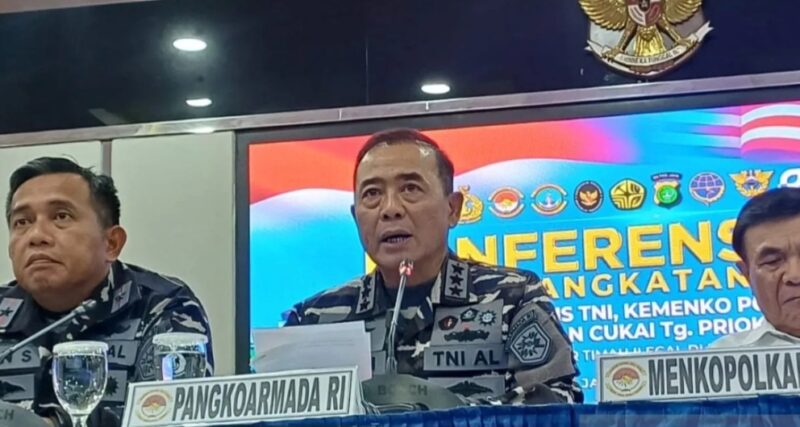 Panglima Komando Armada RI, Denih Hendrata, mengatakan keberhasilan komoditas ilegal yang diamankan meliputi timah, batu bara, bibit lobster, sisik trenggiling, hingga barang ilegal lainnya seperti ballpress dan kosmetik tanpa izin.
