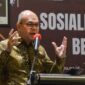 Anggota Komisi II DPR RI, Romy Soekarno, menilai putusan MK yang menegaskan status DKJ masih sebagai ibu kota negara bukan berarti pembangunan IKN dihentikan
Putusan Mahkamah Konstitusi ini harus kita hormati sebagai bagian dari kepastian konstitusi dan kepastian tahapan perpindahan ibu kota negara