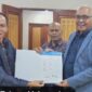 Ketua Umum PWI  Pusat Ahmad Munir, Didampingi Ketua PWI Jambi, H Ridya Agus, saat akan bertolak kunjungan kerja ke Jambi  Kami mengecam keras tindakan militer zionis Israel yang mencegat dan menahan rombongan misi kemanusiaan menuju Gaza, termasuk jurnalis Indonesia yang sedang menjalankan tugas jurnalistik.