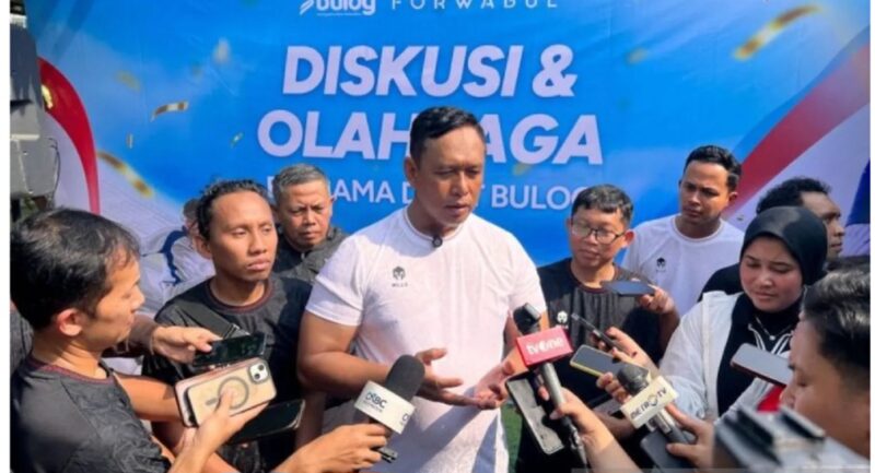Direktur Utama Ahmad Rizal Ramdhani menyampaikan bahwa program Bulog tengah merancang konsep program bantuan beras natura bagi aparatur sipil negara (ASN) serta personel TNI dan Polri  saat ini masih berada pada tahap komunikasi dan pembahasan bersama pemerintah pusat.
