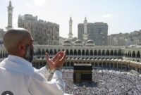 Peringatan perjalanan yang dikeluarkan pemerintah Amerika Serikat terkait keamanan di Timur Tengah tidak menjadi penghalang bagi calon jemaah untuk menjalankan rukun Islam kelima tersebut. Ribuan jemaah tetap berbondong-bondong datang ke Arab Saudi meski situasi kawasan masih dibayangi konflik antara Amerika Serikat, Israel, dan Iran.