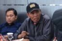 Fahruddin juga dituntut menjalani penahanan di Rumah Tahanan Negara Sungai Penuh.
Tuntutan tersebut menjadi perhatian publik karena dinilai lebih ringan dibanding ancaman pidana maksimal dalam dakwaan sebelumnya, yakni hukuman penjara paling lama dua tahun enam bulan atau denda paling banyak Rp200 juta.