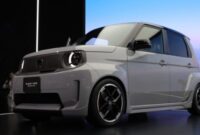 Pabrikan asal Jepang tersebut resmi memulai penjualan mobil listrik kompak terbarunya, Honda Super-ONE, yang disebut-sebut sebagai 