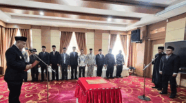 Wali Kota Sungai Penuh Alfin melantik Dewan Pengawas PDAM Tirta Khayangan periode 2026–2030