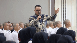 Wali Kota Sungai Penuh Alfin mengajak CPNS menjadi ASN yang adaptif, inovatif, berintegritas, dan siap menghadapi tantangan transformasi digital demi meningkatkan kualitas pelayanan publik.