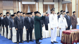 Wakil Wali Kota Sungai Penuh, Azhar Hamzah, melantik sejumlah pejabat eselon III dan IV di lingkungan Pemerintah Kota Sungai Penuh