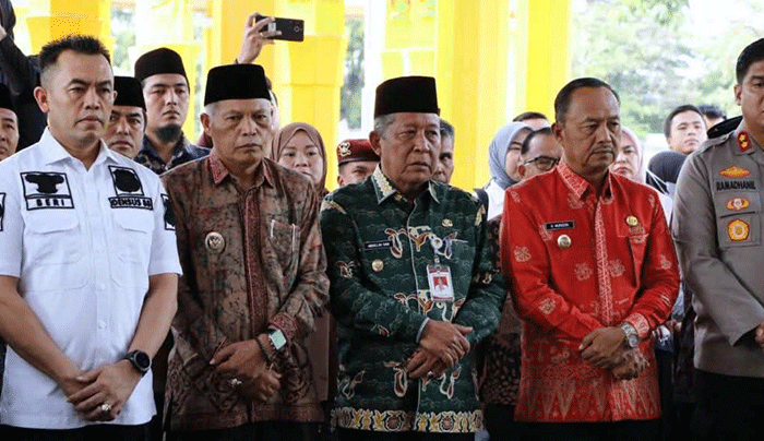 Wakil Wali Kota Sungai Penuh, Azhar Hamzah menghadiri kegiatan Sosialisasi Akbar Pencegahan Paham Intoleransi, Radikalisme, Ekstremisme, Terorisme (IRET), TCC dan Perundungan di Lingkungan Pendidikan Kabupaten Kerinci dan Kota Sungai Penuh 