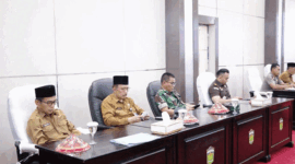 Wakil Wali Kota Sungai Penuh Azhar Hamzah mengapresiasi masukan seluruh fraksi DPRD dalam pembahasan Raperda Pertanggungjawaban Pelaksanaan APBD 2025