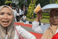 Aksi unjuk rasa mendukung Program Makan Bergizi Gratis (MBG) digelar di kawasan Monumen Nasional (Monas), Jakarta Pusat, Senin (22/6/2026). 