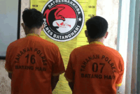 Satresnarkoba Polres Batang Hari menangkap dua tersangka peredaran sabu di Desa Aro dengan barang bukti lebih dari 10 gram sabu dan perlengkapan transaksi. 