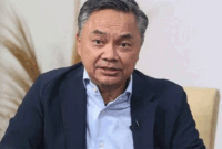 Nama Dino Patti Djalal kembali menjadi perbincangan publik setelah melontarkan kritik terkait frekuensi kunjungan luar negeri Presiden Prabowo Subianto.