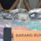 Barang bukti 53.000 butir pil ekstasi serta 897 pcs narkotika jenis baru