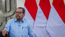 Kepala Bakom RI Muhammad Qodari bersiap memberikan keterangan pers terkait pembaruan PHTC