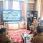Rapat nasional bersama Komisi II DPR RI melalui Zoom Meeting dari ruang Sekretariat Daerah Kota Sungai Penuh, Senin (8/6/2026)