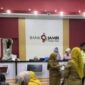 Bank Jambi Cabang Sungai Penuh,  1 Juni 2026, layanan transaksi melalui teller maupun Anjungan Tunai Mandiri (ATM) dari pantauan Bank Jambi Cabang Sungai Penuh, Senin (01/06) telah kembali berjalan normal beroperasional. Kendati hari libur (kelender merah) khusus Pensiunan ASN diberi prioritas untuk Sebagai bagian dari upaya meningkatkan kualitas pelayanan kepada nasabah.
