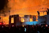 Kebakaran hebat melanda kawasan permukiman warga di Desa Sebukar, Kecamatan Tanah Cogok, Kabupaten Kerinci, Jumat (5/6/2026) sekitar pukul 21.00 WIB
