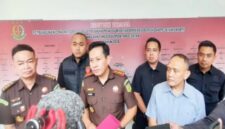 Tim gabungan Bidang Intelijen dan Pidana Khusus (Pidsus) pada Kejaksaan Tinggi Kalimantan Selatan (Kejati Kalsel) bersama Kejari Tabalong 
