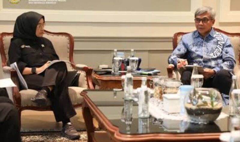 Menteri Pendayagunaan Aparatur Negara dan Reformasi Birokrasi (PANRB), Rini Widyantini, menyampaikan apresiasi kepada Komisi Pemberantasan Korupsi (KPK) atas inisiatif pengembangan Program ASN Berintegritas yang bertujuan memperkuat budaya antikorupsi di lingkungan aparatur sipil negara (ASN).setiap ASN, yakni jujur, peduli, mandiri, disiplin, tanggung jawab, kerja keras, sederhana, berani, dan adil. Bukan minta dilayani tapi harus melayani

