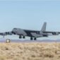 Pesawat pembom strategis B-52 Stratofortress milik Angkatan Udara Amerika Serikat dilaporkan jatuh sesaat setelah lepas landas dari Pangkalan Udara Edwards 8 awak dinyatakan tewas