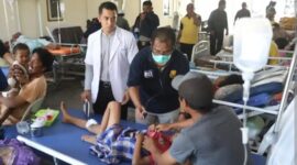 Warga terdampak mencapai 912 kepala keluarga dengan total 1.412 jiwa.
BPBD juga mencatat sebanyak 42 warga mengalami luka ringan dan 13 orang lainnya mengalami luka berat. Seluruh korban telah mendapatkan penanganan medis dari puskesmas dan RSUD Torabelo.
