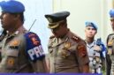 Mantan Kapolres Bima AKBP Didik Putra Kuncoro saat diiringi Propam untuk Mengikuti Sidang Etik.