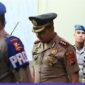 Mantan Kapolres Bima AKBP Didik Putra Kuncoro saat diiringi Propam untuk Mengikuti Sidang Etik.