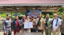 Pejabat Pembuat Komitmen (PPK) pembangunan RSUD Tipe C, Mahdevie, K.ST., MT., selaku penanggung jawab Program Peningkatan Rumah Sakit Berkualitas pada RSUD Kabupaten Kerinci, secara resmi menyerahkan tanah lokasi Pembanguna pekerjaan kepada PT PP Urban (Urban-Penta KSO).disaksikan Bupati Kerinci Monadi.

Penyerahan diterima oleh Hengki Rachmana, ST., MT., selaku Manajer Proyek PT PP Urban yang bertindak atas nama Kuasa KSO.
