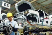 Dua perusahaan pemasok komponen kendaraan merek Jepang dikabarkan berencana memindahkan sebagian lini produksinya dari Indonesia ke Vietnam.