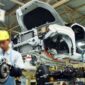 Dua perusahaan pemasok komponen kendaraan merek Jepang dikabarkan berencana memindahkan sebagian lini produksinya dari Indonesia ke Vietnam. 