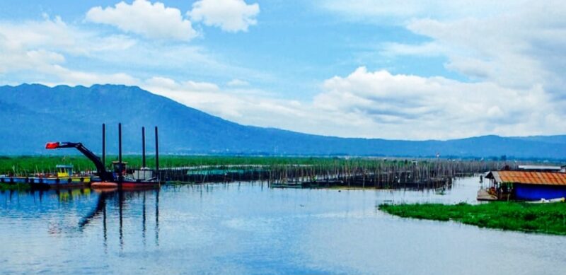 Danau Rawa Pening dilirik Investor Dalam Negeri yang berminat dijadikan Destitadi obyek wisata air unggulan di Jawa Tengah