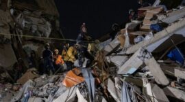 Memasuki hari ke enam Gempa Dasat Di Venezuela, Tim SAR Gabungan Dan Rekawan dari berbagai negara berpacu mengais puing puing bangunan mencari korban gempa Baru Ditemukan 1.450 orang dinyatakan tewas dan 3.150 orang luka luka.