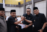 Wali Kota Sungai Penuh Alfin memaparkan Rancangan KUA-PPAS 2027 di DPRD
