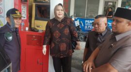 Dipimpin Wakil Ketua DPRD Kota Sungai Penuh Hardizal dan Embrizal didampingi CEO Ny Syahadyah dan Zulhadri Anggita DPRD Kota Sungai Penuh.