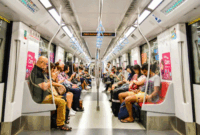 Ilustrasi kereta MRT Singapura. Foto: i viewfinder/Shutterstock