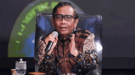 Komisi Pemberantasan Korupsi (KPK) merespons usulan mantan Menteri Koordinator Bidang Politik, Hukum, dan Keamanan (Menko Polhukam), Mahfud MD, yang meminta lembaga antirasuah mengambil alih penanganan perkara mantan Jaksa Agung Muda Tindak Pidana Khusus (Jampidsus), Febrie Adriansyah. 