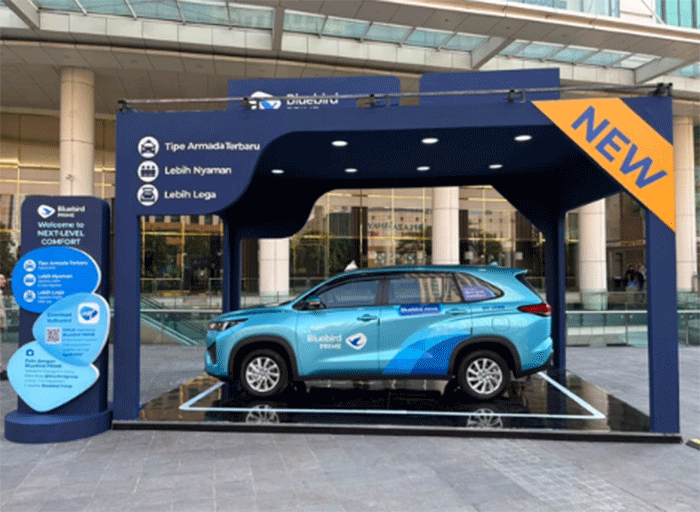 Toyota Innova Zenix HEV jadi armada taksi Bluebird Prime. Foto: Fitra Andrianto/kumparan