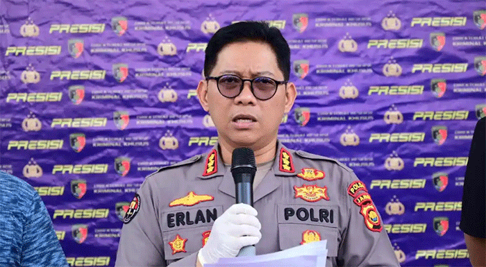 KABID HUMAS Polda Jambi, Kombes Pol Erlan Munaji, mengatakan ada 13 saksi lain diperiksa Penyidik Direktorat Reserse Kriminal Umum (Ditreskrimum) Polda Jambi dan Bidang Profesi dan Pengamanan (Bidpropam) Polda Jambi, Kamis (23/7/2026).