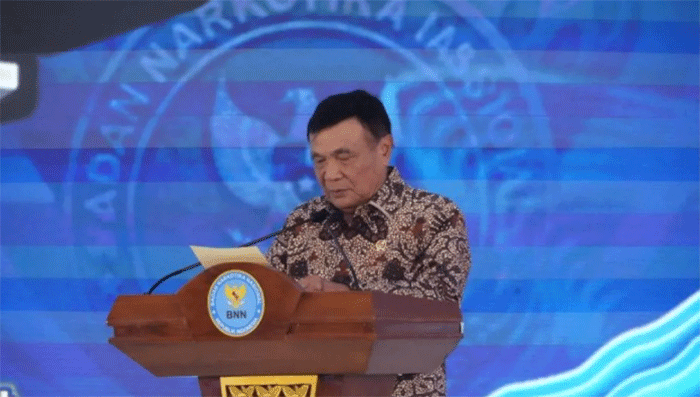Menko Polkam Djamari Chaniago saat menghadiri Peringatan Hari Anti Narkotika Internasional (HANI) Tahun 2026 yang diselenggarakan di Balai Besar Rehabilitasi Badan Narkotika Nasional (BNN)