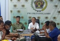 Ketua PWI Provinsi Jambi, H Ridwan Agus Depati, Pimpin Rakor Dengan seluruh pengurus harian yang baru dikukuhkan " Membahas Program PWI Kedepannya "